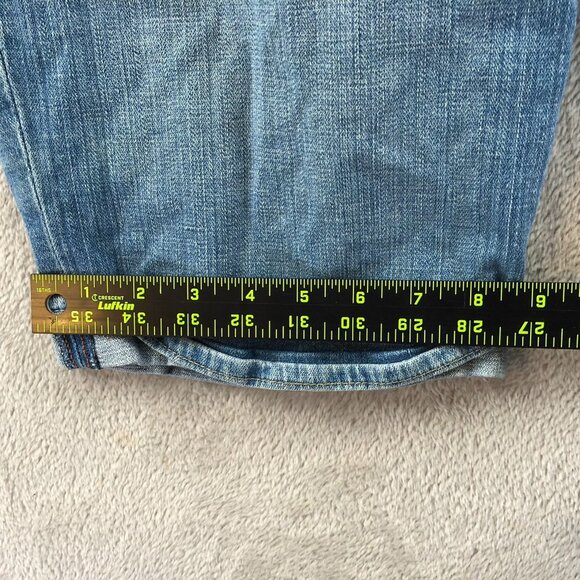 Levis Womens 515 Bermuda Jean Shorts Size 12 Blue Denim Classic Casual Cuffed - Picture 8 of 15